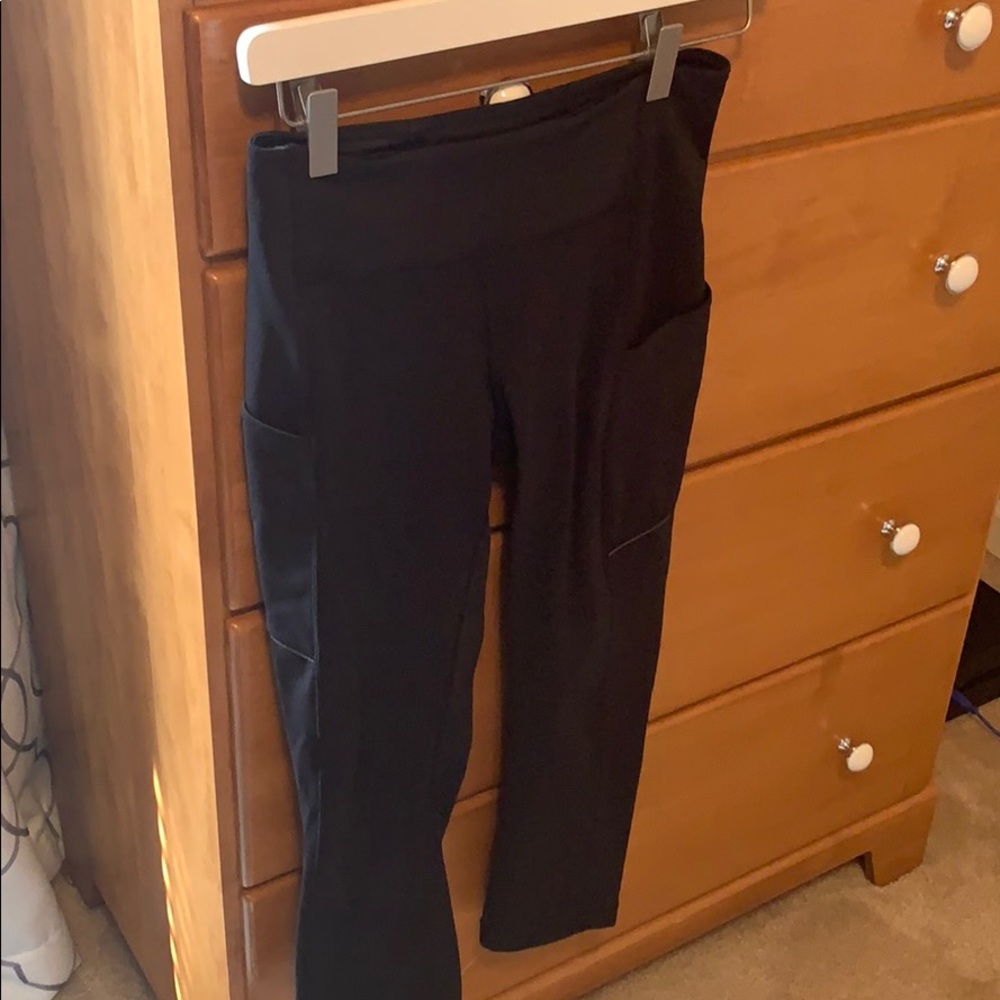 Lululemon Speed up crop 21